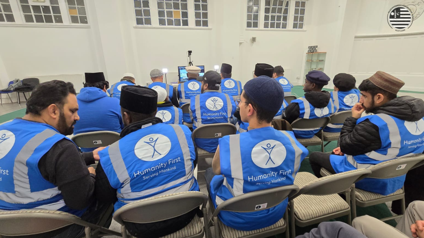 Glasgow – Khuddam Scotland Join Humanity First Conference